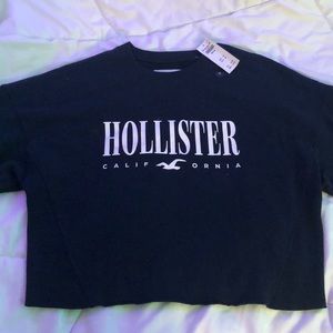 hollister dark blue medium sized sweater
